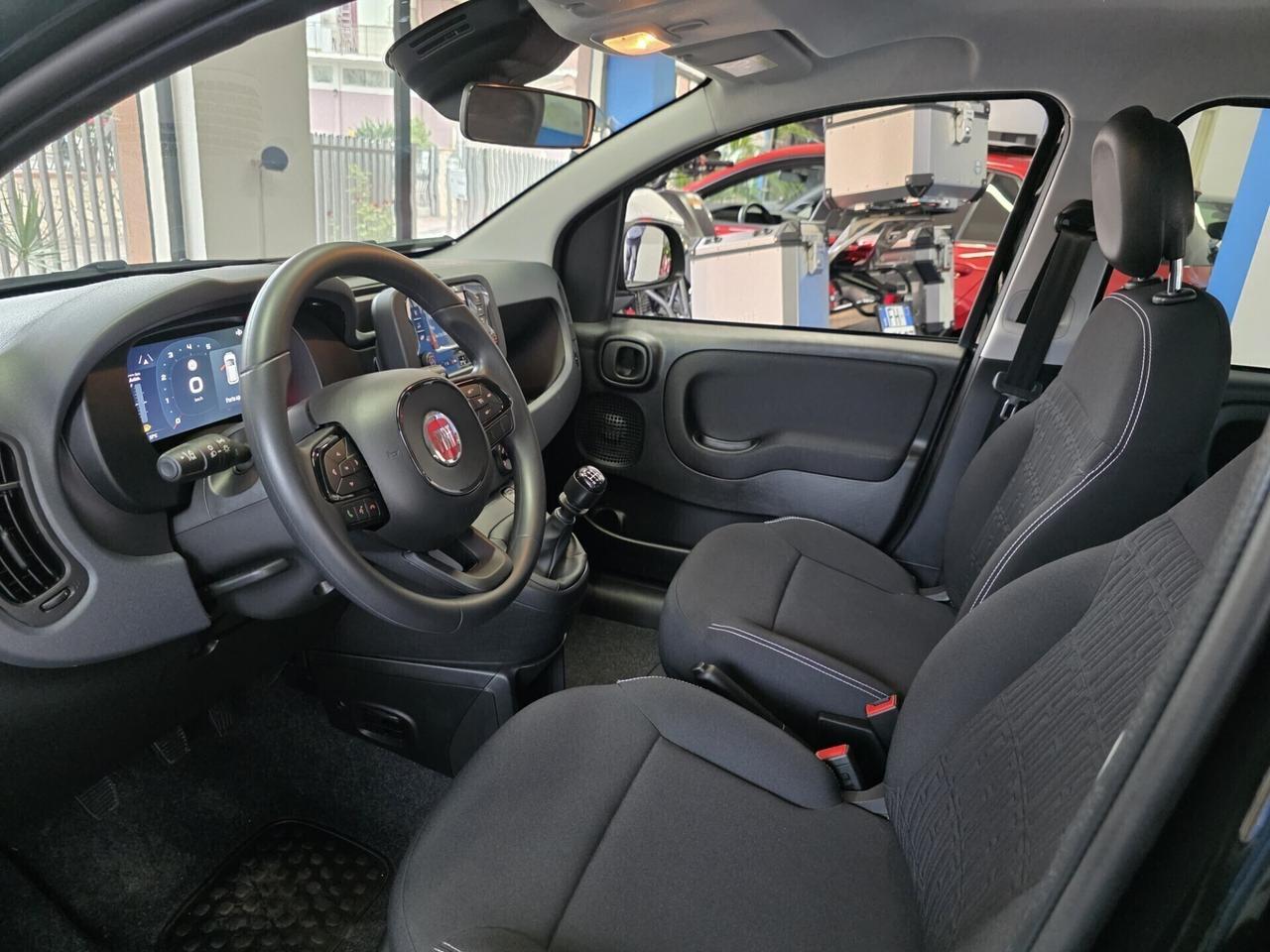 NUOVA Fiat Panda 1.0 FireFly S&S Hybrid