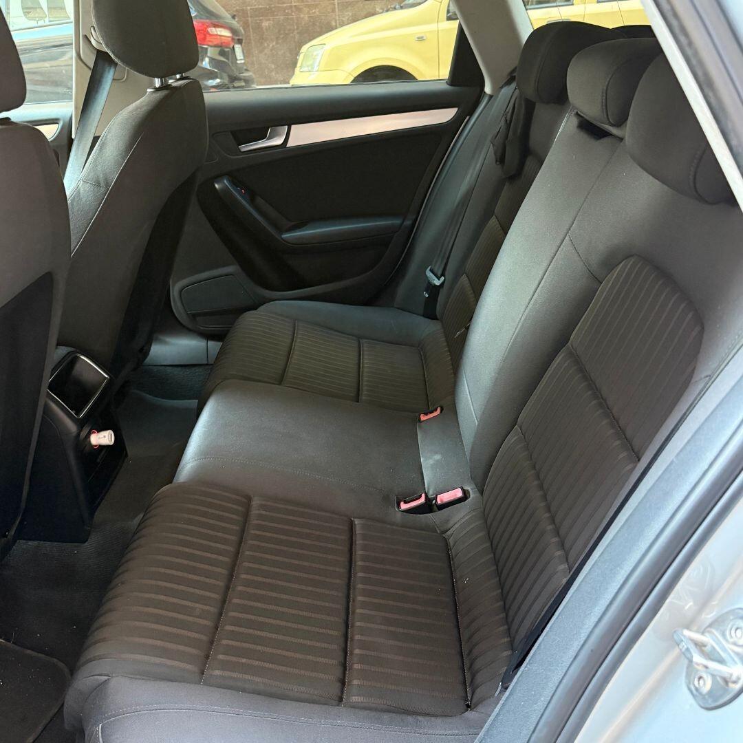 Audi A4 2.0 TDI 143CV **CAMBIO AUTOMATICO**