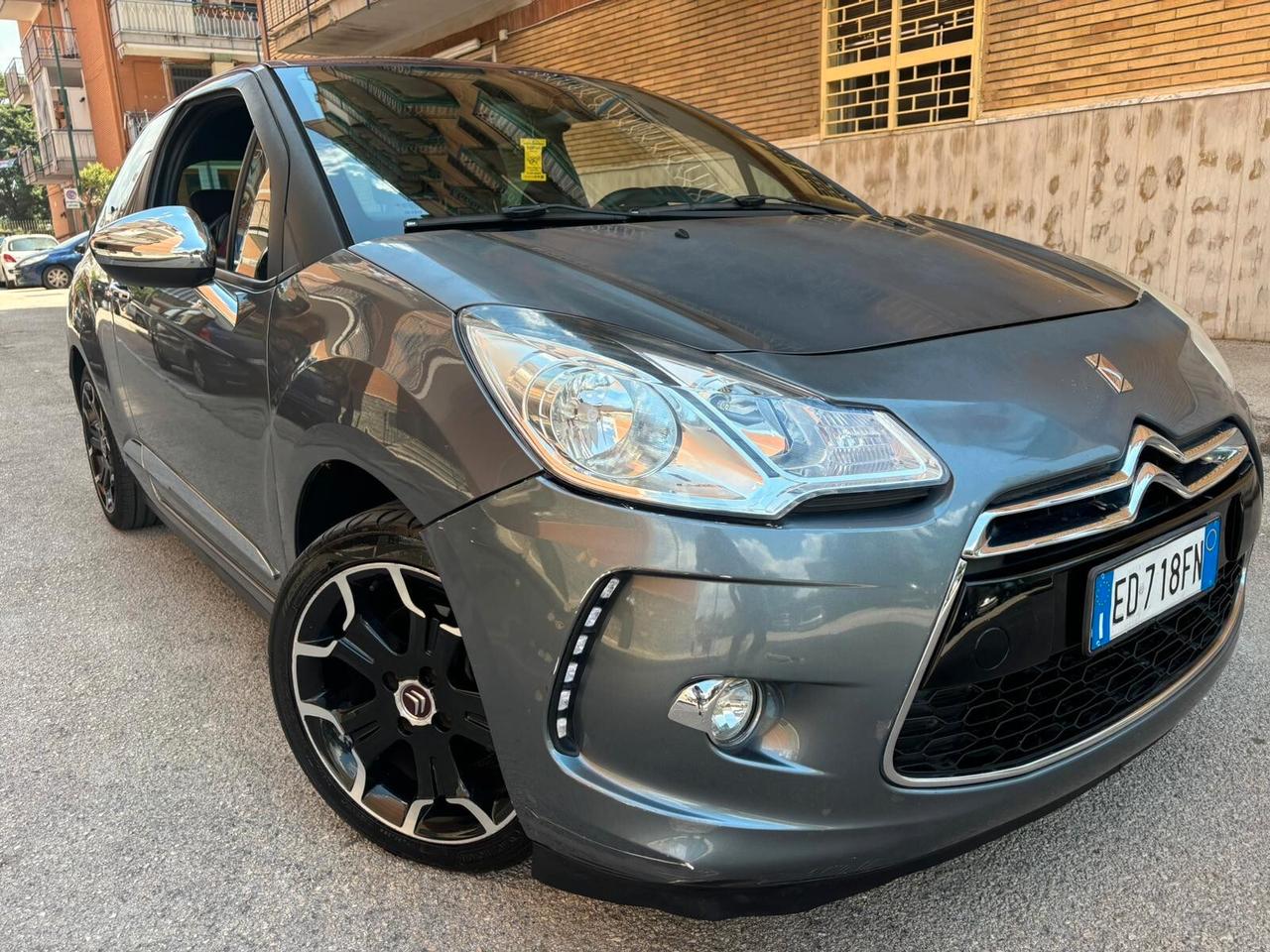 Ds DS3 3 1.6 THP 155 JUST BLACK