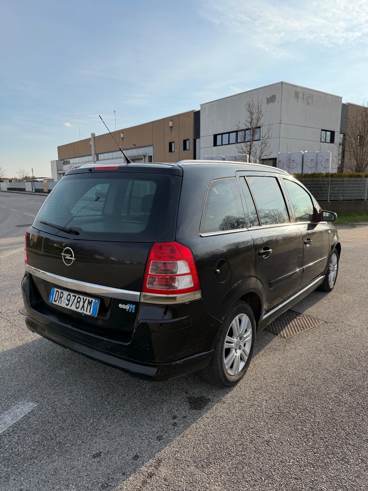 Opel Zafira 1.6 16V ecoM 94CV Cosmo 7 posti metano
