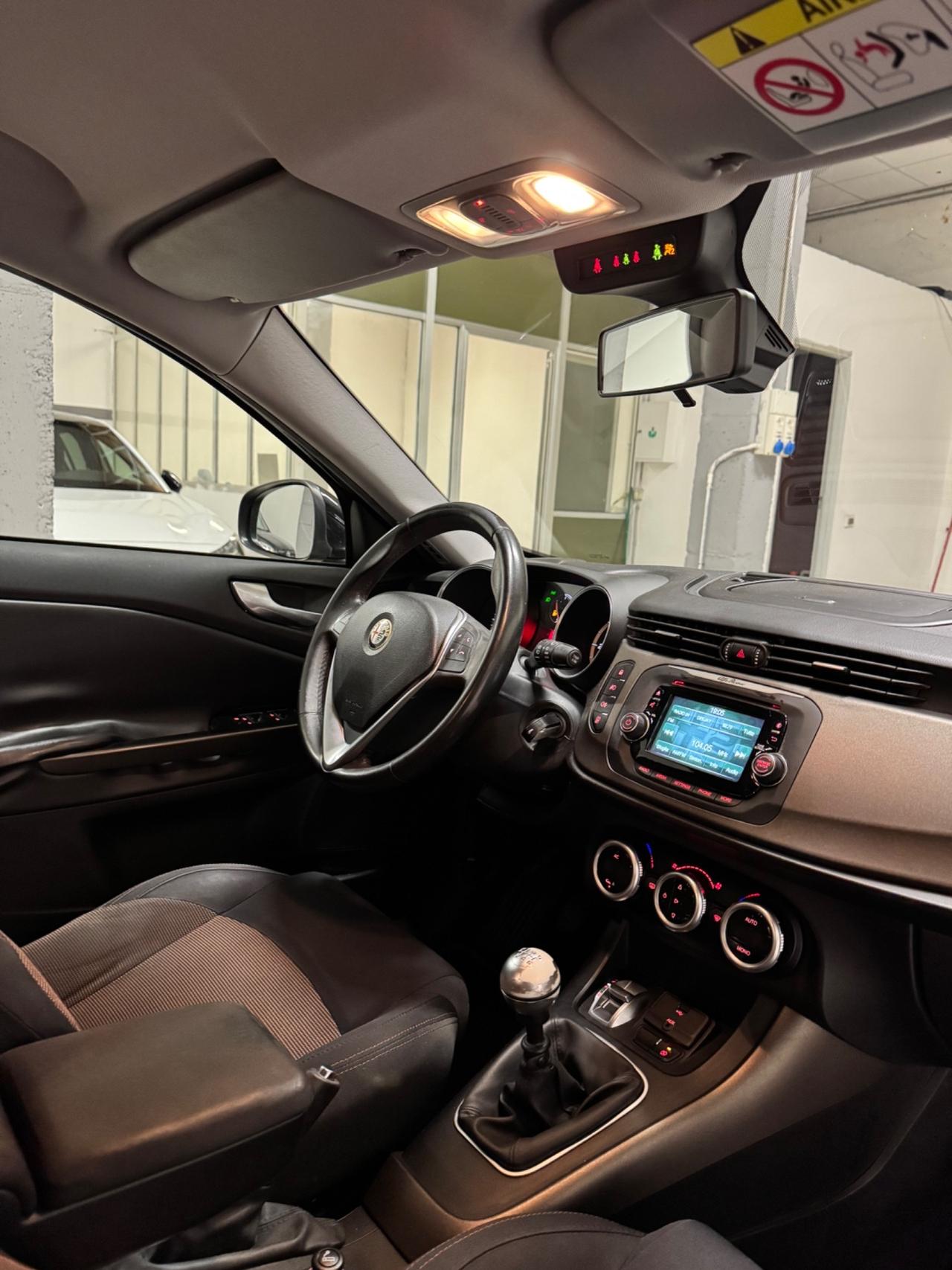 Alfa Romeo Giulietta 1.6 JTDm-2 105 CV Exclusive