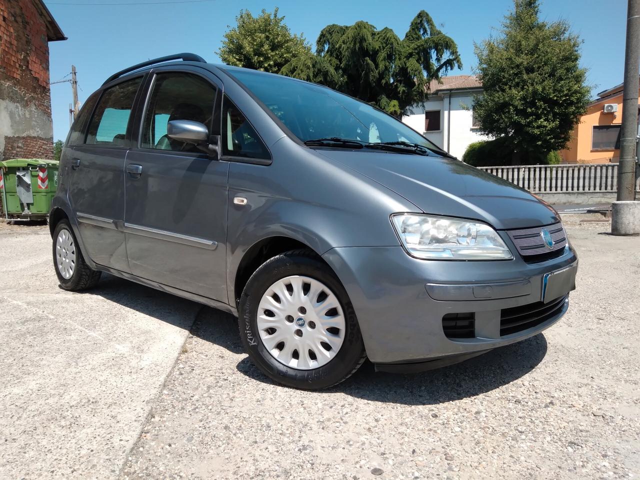 Fiat Idea 1.3 Multijet 16V 70 CV BlackEnergy xneopatentati