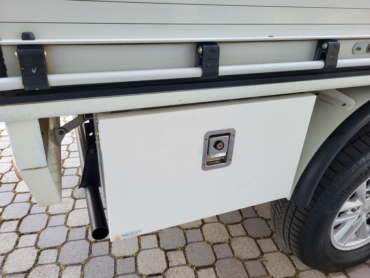 Mitsubishi L200 2.5 DI-D 178 CV 4X4 RIDOTTE BLOCCAGGIO - 4 POSTI