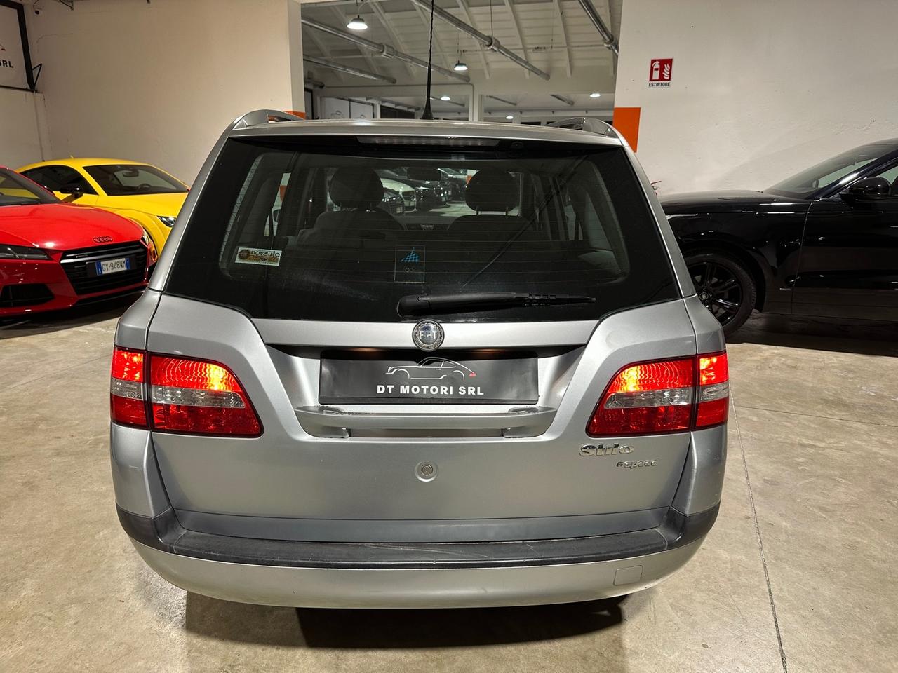 Fiat Stilo 1.6i CLIMA-UNICOPROPRIETARIO-6MARCE