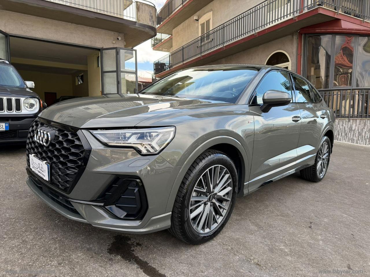 AUDI Q3 35 TDI S tronic S line edition