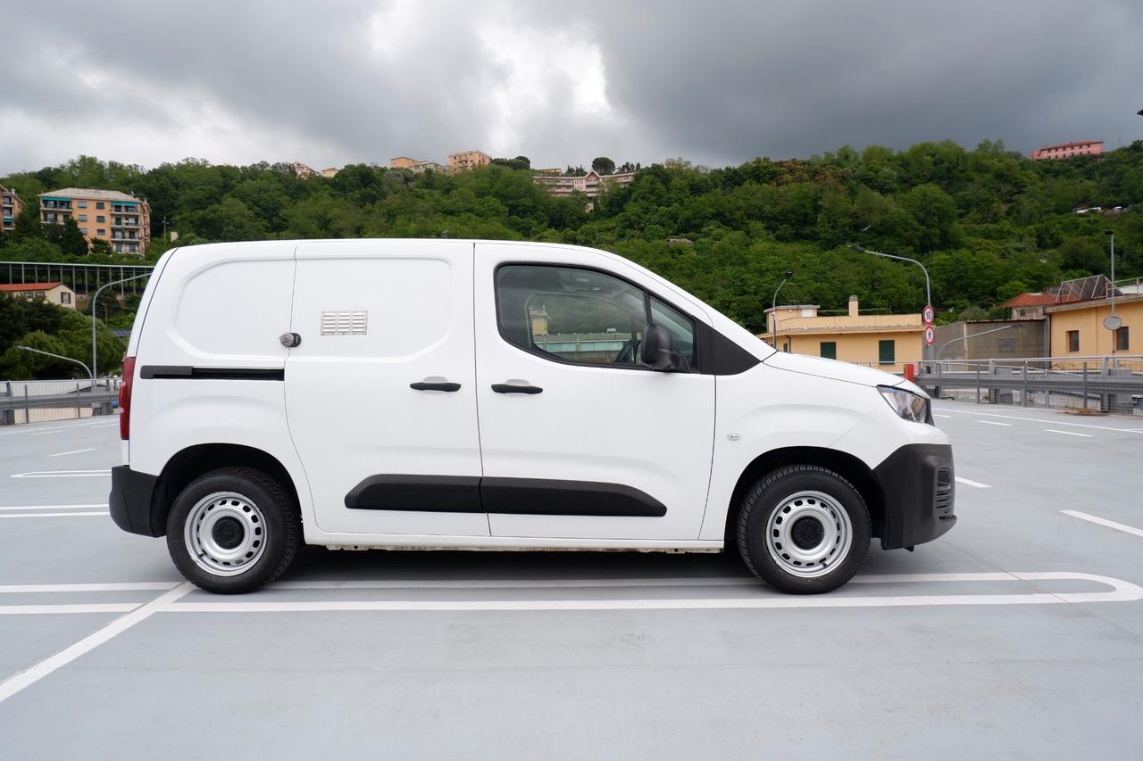 Peugeot Partner BlueHDi 100 PC Furgone Premium