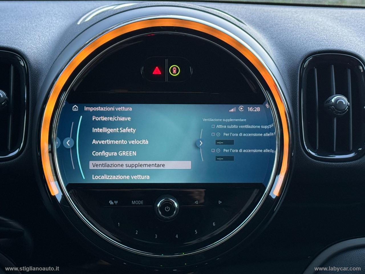 MINI Mini Cooper D Essential Countryman