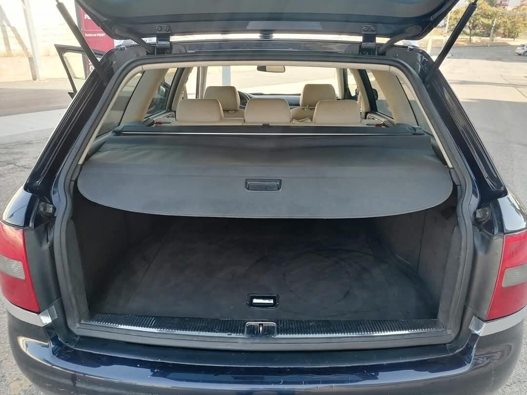 Audi A6 2.5 V6 TDI/180 CV cat Avant quattro