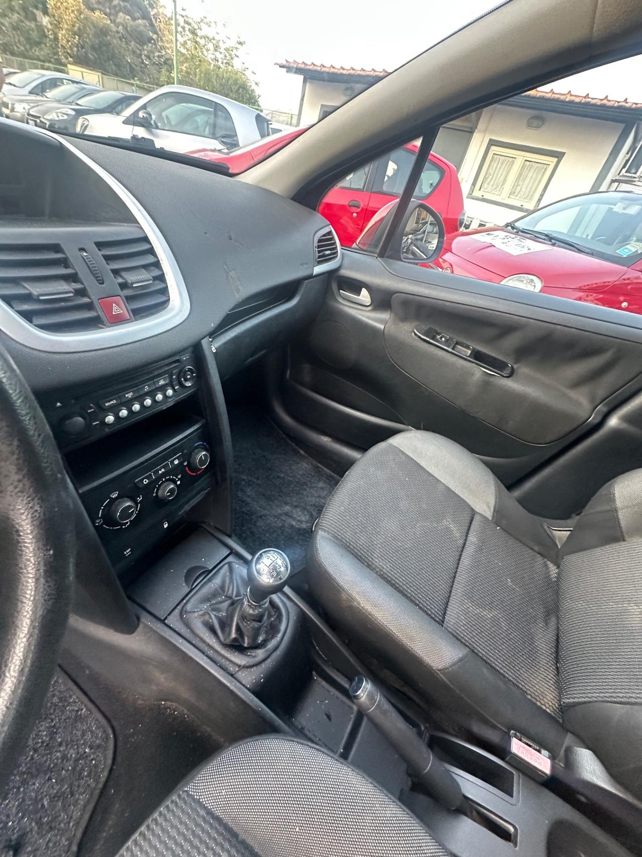 Peugeot 207 1.4 HDi 70CV FAP 5p. XS