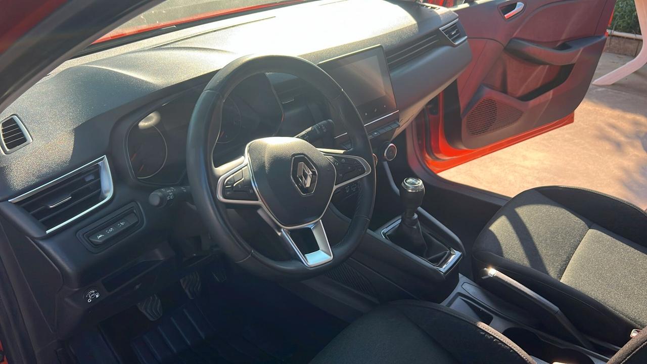 Renault Clio TCe 100 CV GPL 5 porte Equilibre N1 4 Posti Iva Esposta