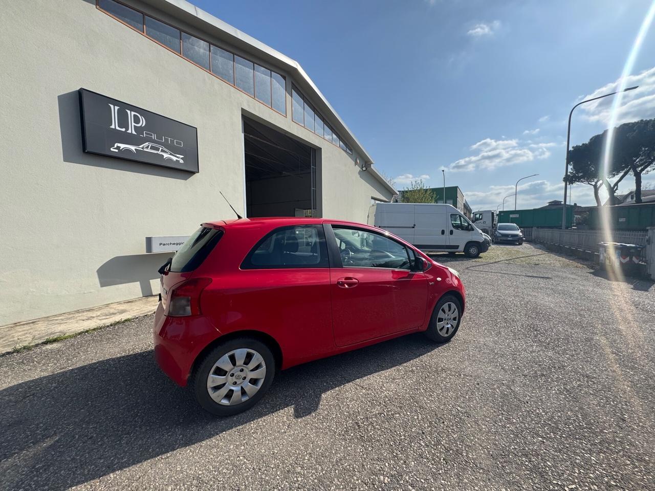 Toyota Yaris 1.4 D-4D 3 porte Sol