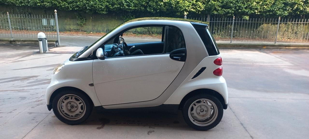 Smart ForTwo 1000 52 kW coupé pure