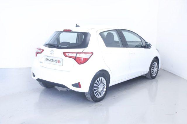 TOYOTA Yaris 1.0 5 porte Business / Neopatentati