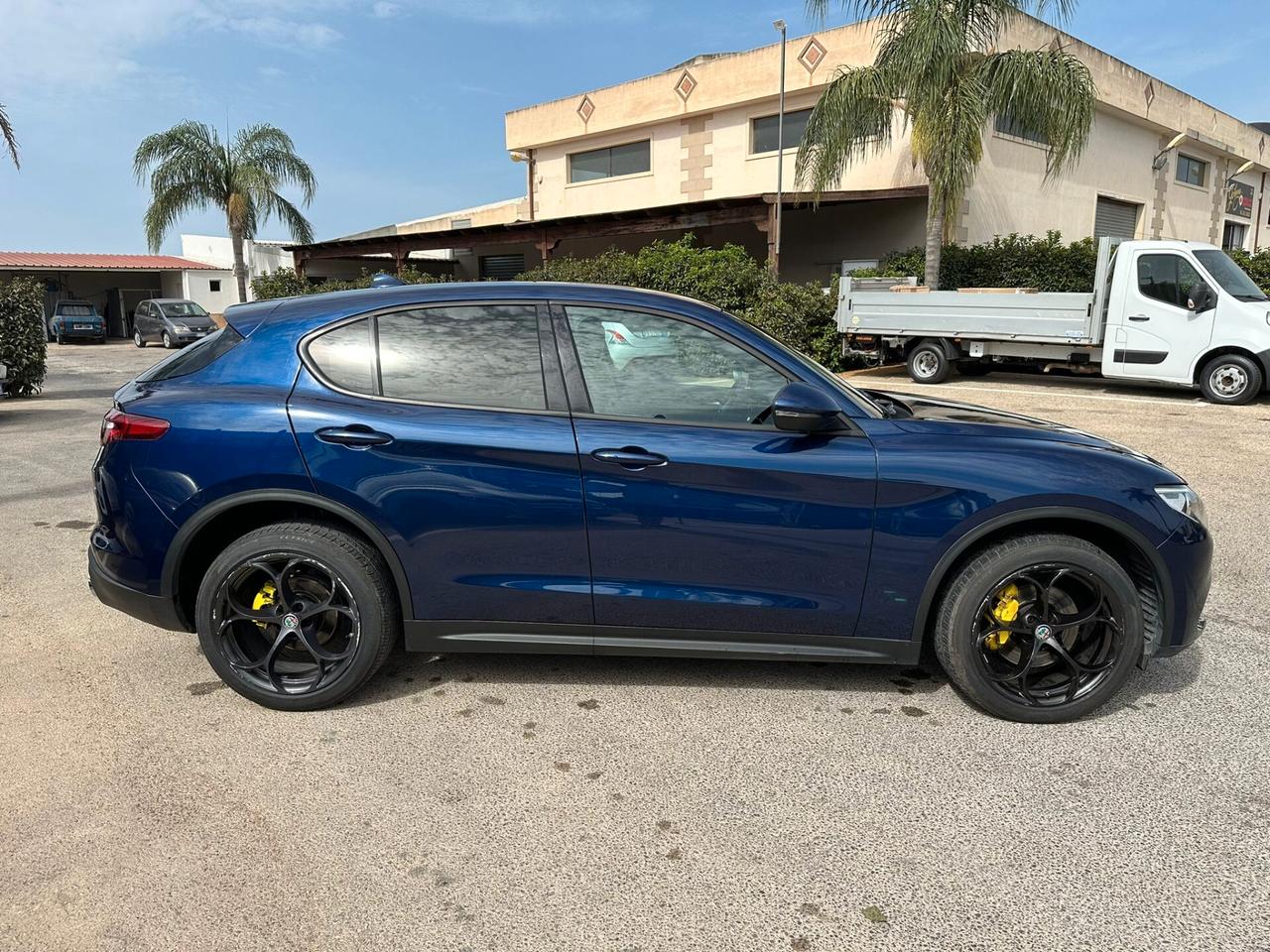 Alfa Romeo Stelvio 2.2 Turbodiesel 210 CV AT8 Q4 Business