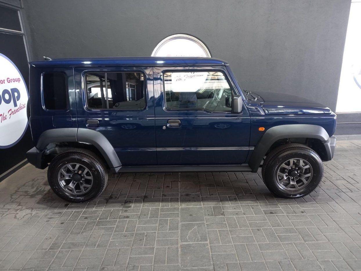 Suzuki Jimny 1.5 automatico 4 porte