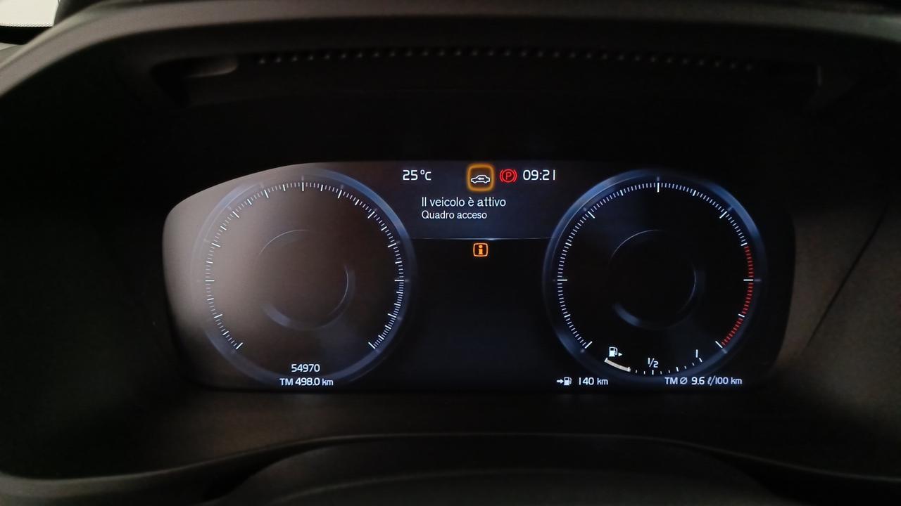 VOLVO XC40 2.0 d3 Business Plus awd my20