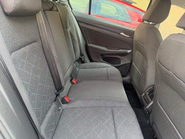 VOLKSWAGEN Golf 1.0 eTSI EVO DSG Life