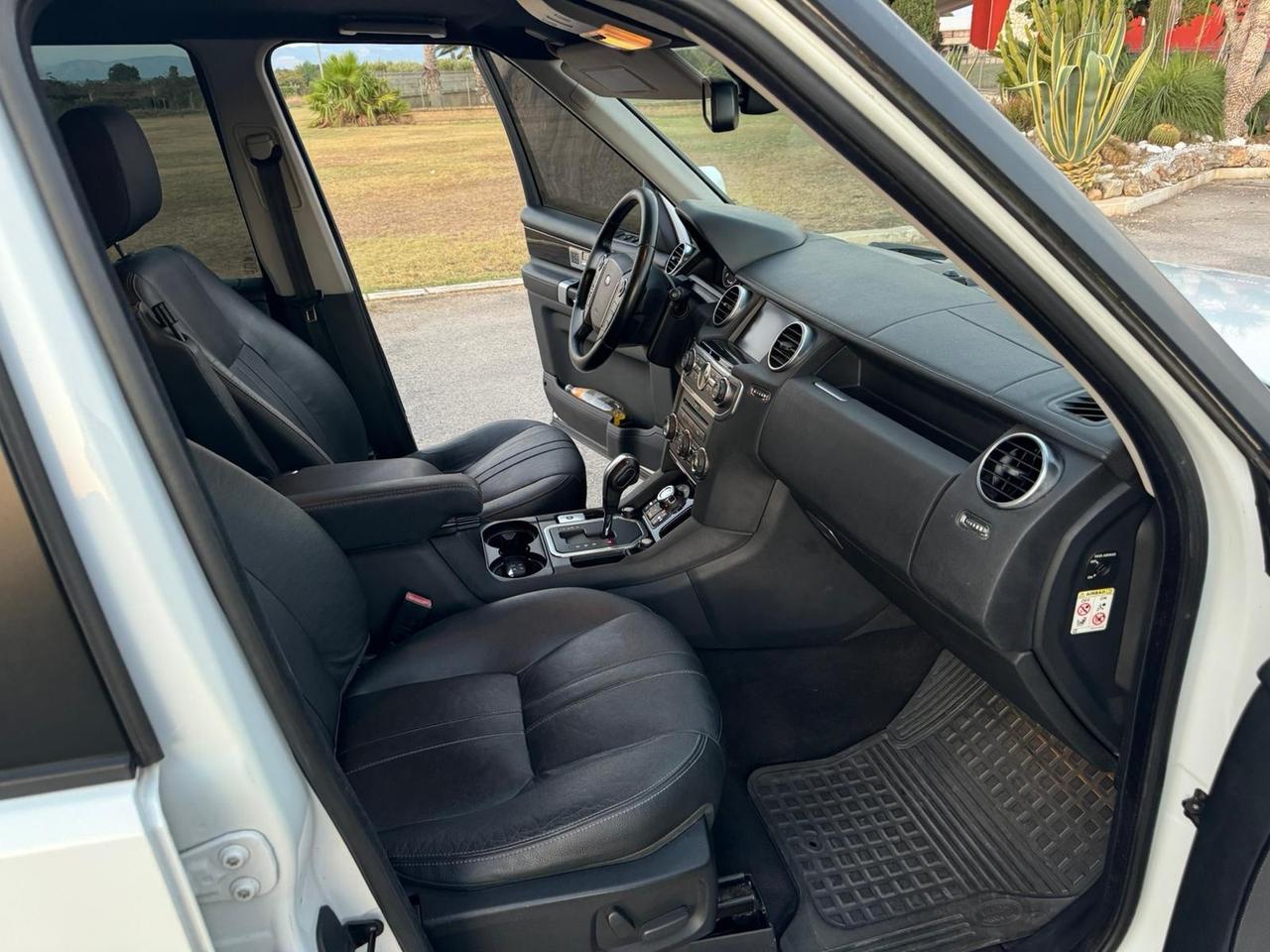 Land Rover Discovery 4 3.0 SDV6 255CV HSE