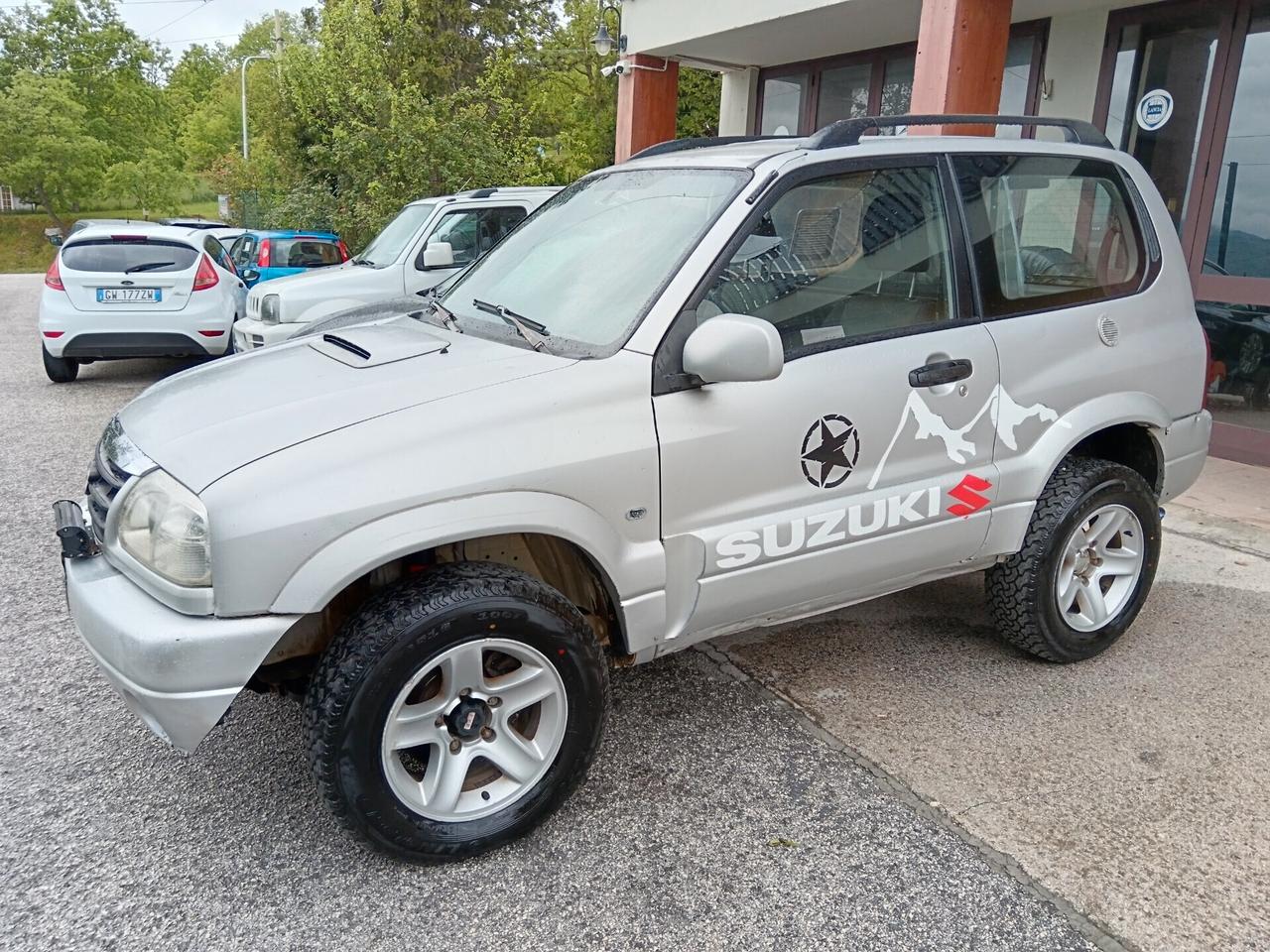 Suzuki Grand Vitara 2.0 TD 4X4 AUTOCARRO 2 POSTI