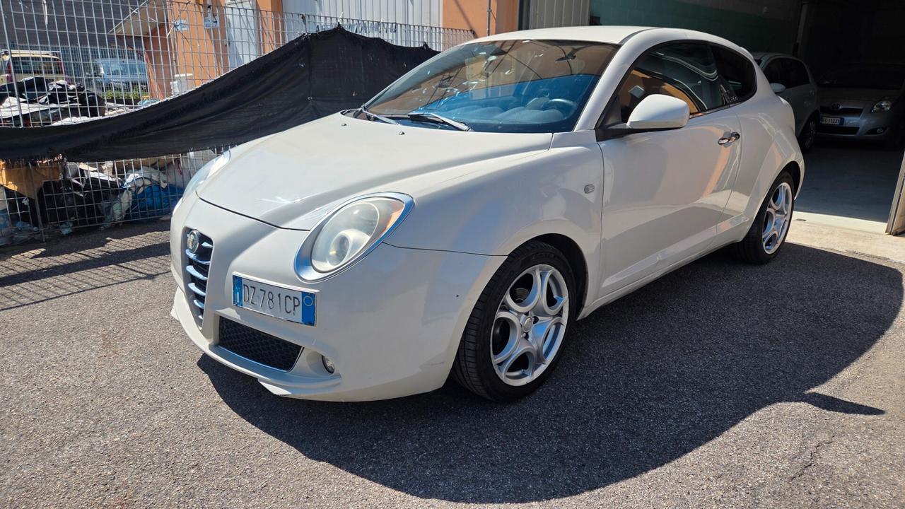 Alfa Romeo MiTo 1.4 105 CV M.air Distinctive Premium Pack