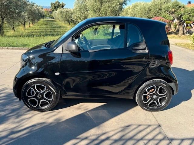 Smart ForTwo 1000 52 kW coupé passion