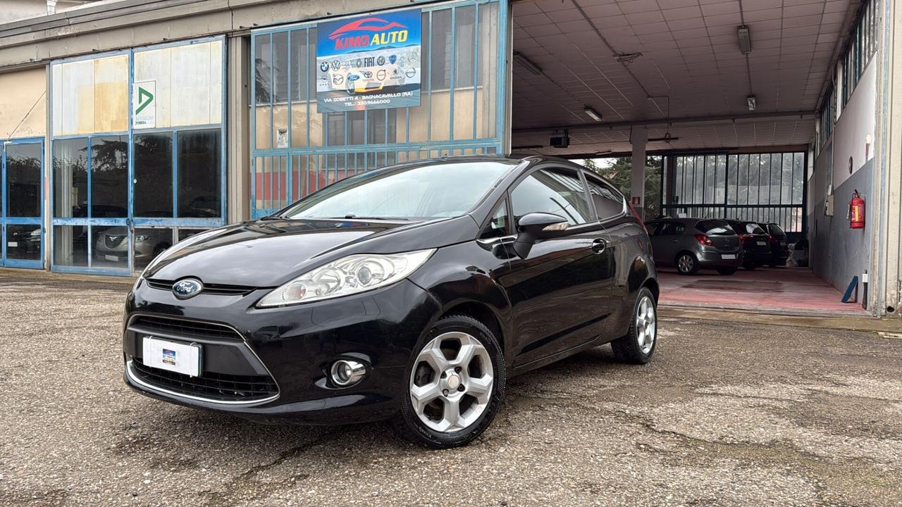 Ford Fiesta 1.4 TDCi 70CV 3 porte Titanium