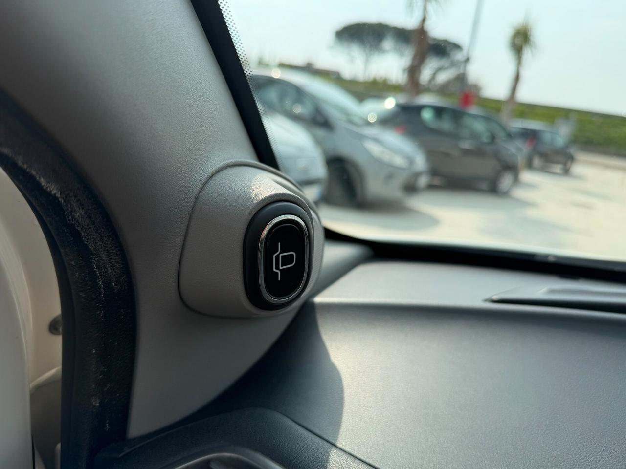 LANCIA YPSILON S MOMODESIGN 2014 1.2 BENZINA 69 CV