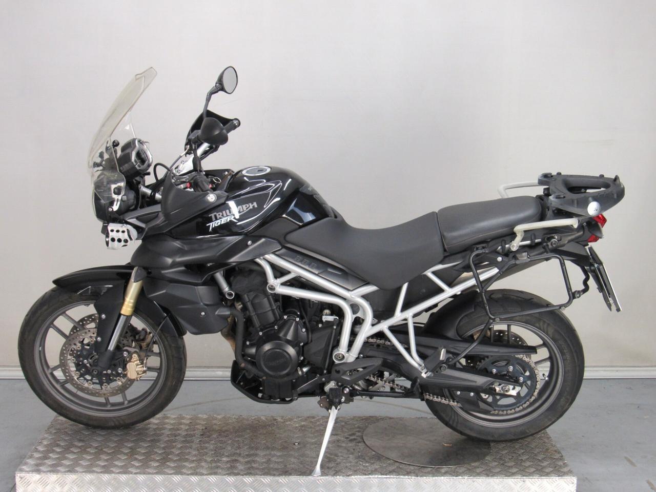 Triumph Tiger 800