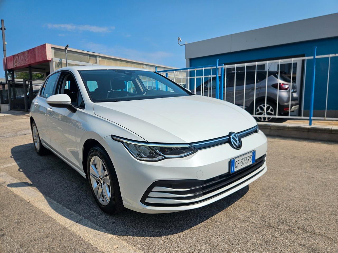 Volkswagen Golf 8 1.0 eTSI 110cv EVO DSG Life