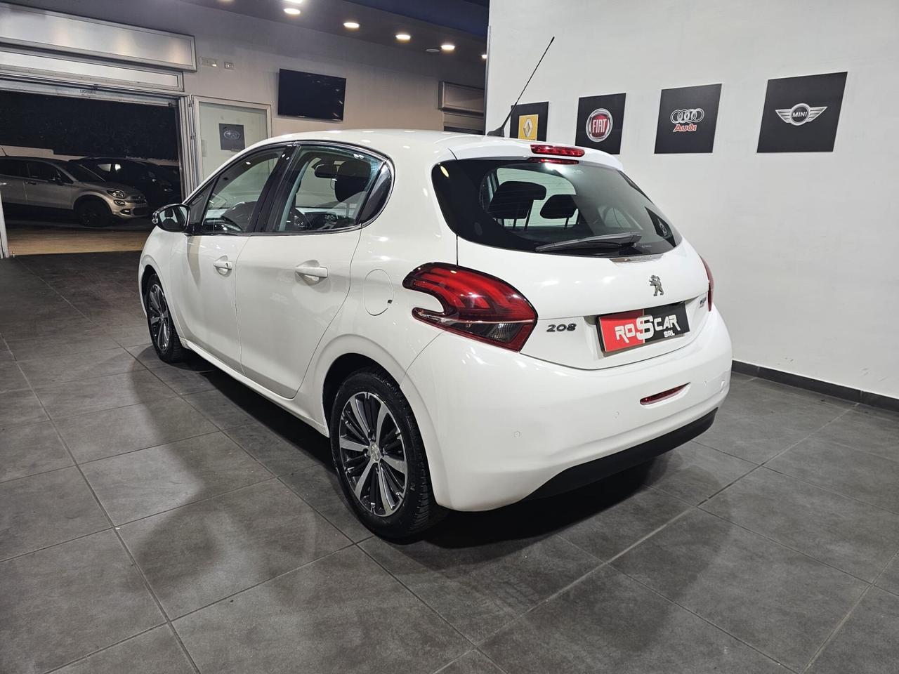 Peugeot 208 1.6 BlueHDi 75 Allure