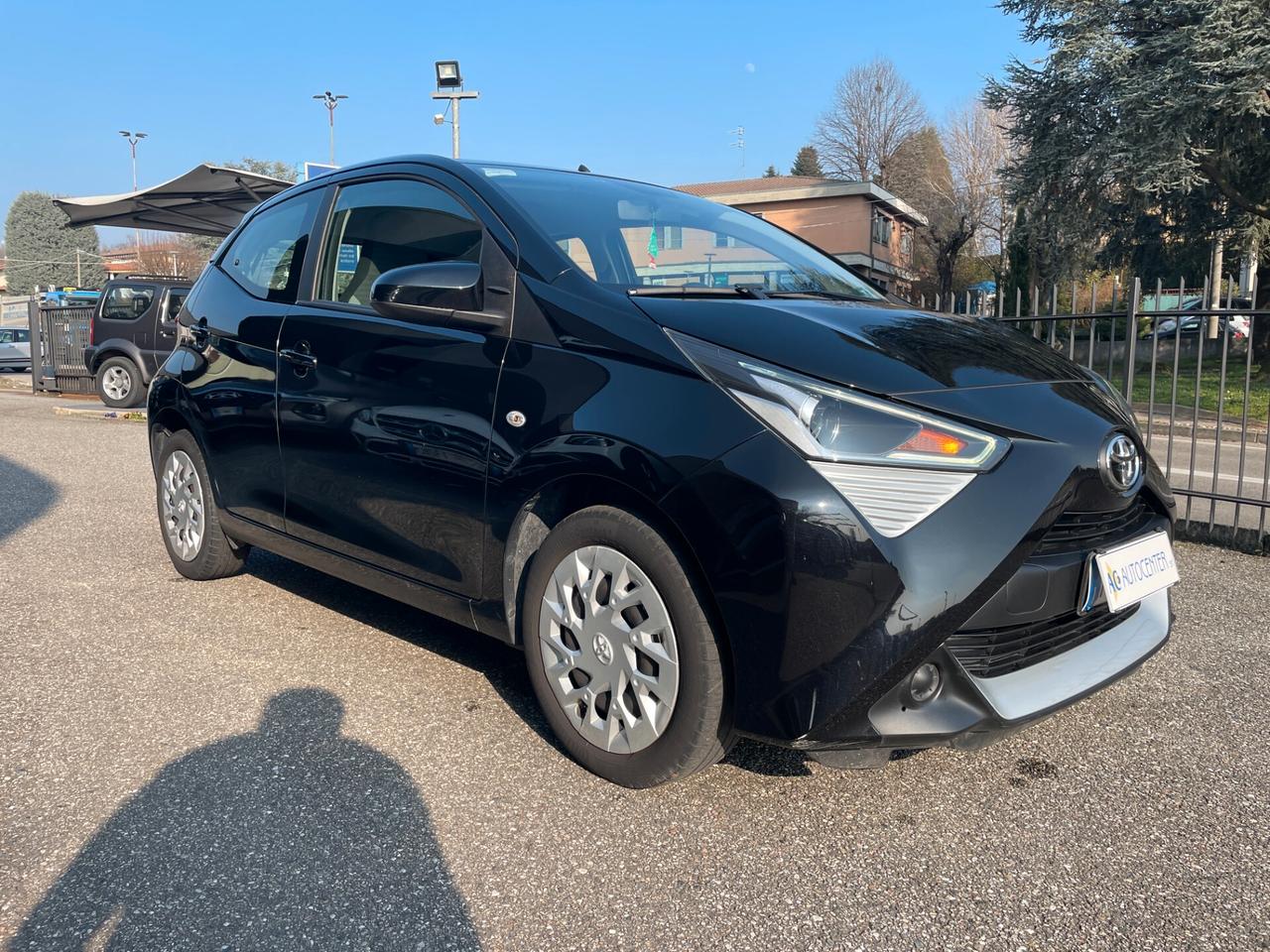 Toyota Aygo 1.0 VVT-i 72 CV 5 porte x-business MMT