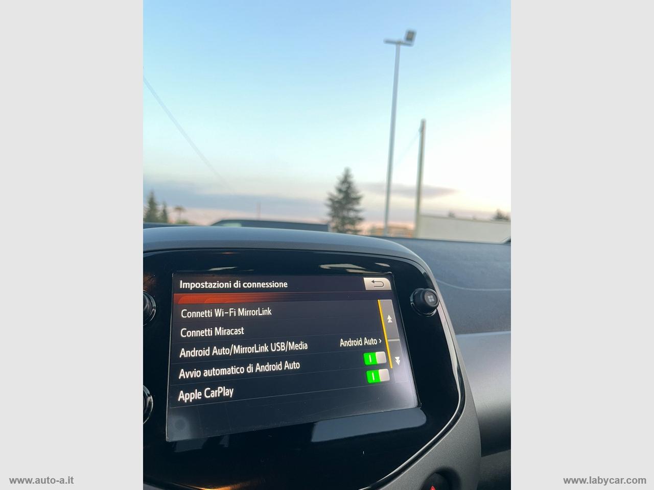 TOYOTA Aygo 1.0 VVT-i 72 CV 5p. x-business