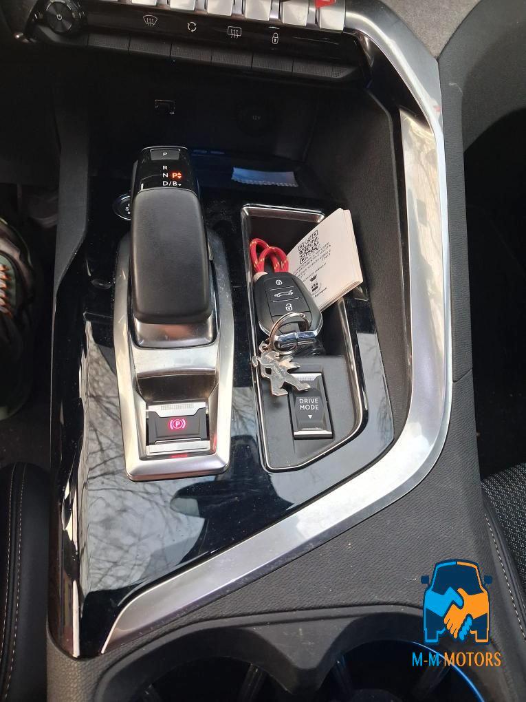 Peugeot 3008 3008 1.6 hybrid phev Allure Pack 225cv e-eat8