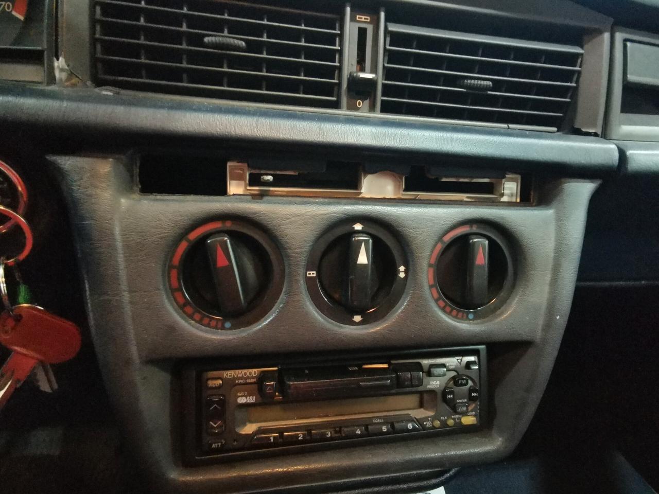 Mercedes-benz 190 2.0 E