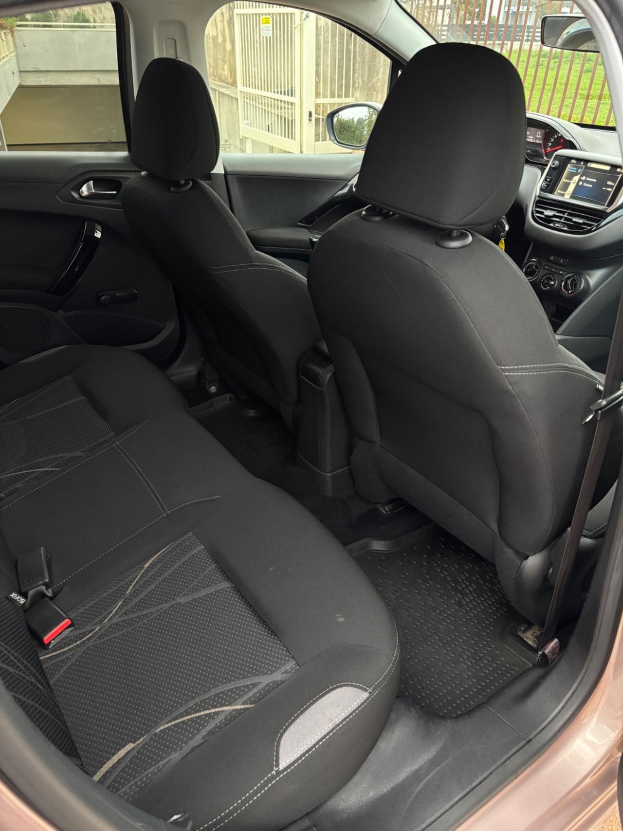 Peugeot 208 1.2 VTi 82 CV 5 porte Active