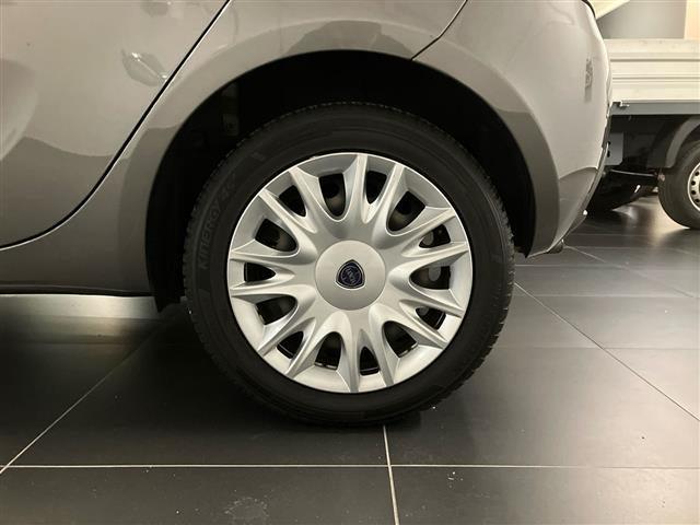 LANCIA Ypsilon 5 Porte 1.2 8v 69cv Gold c/CL E6