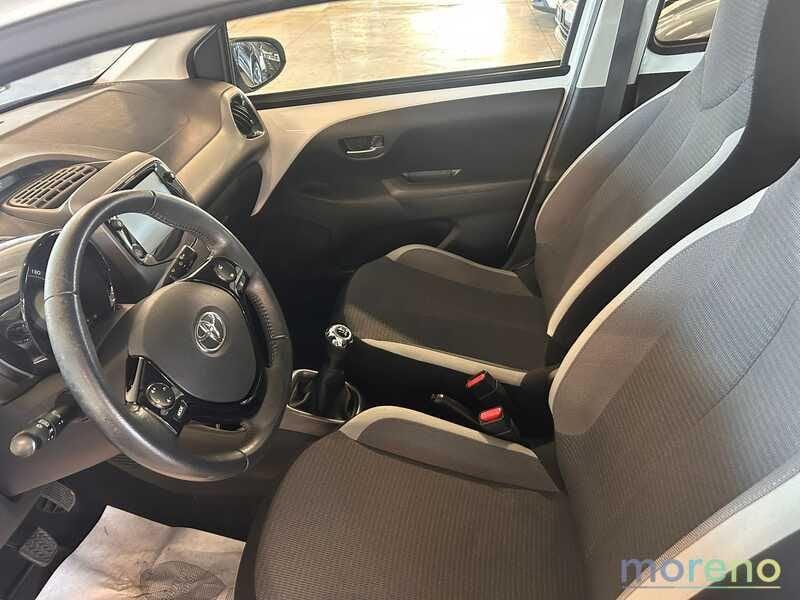 Toyota Aygo 1.0 72 CV x-play