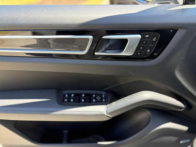 PORSCHE Cayenne Coupé 3.0 V6 E-Hybrid