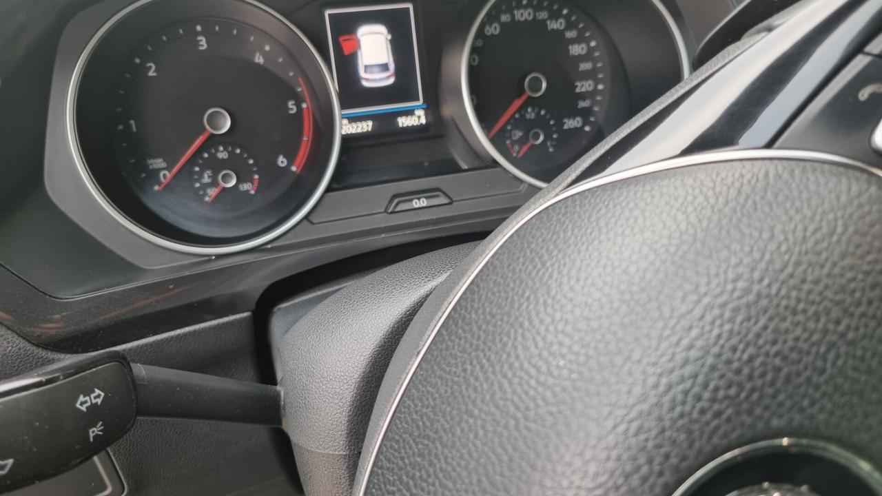 Volkswagen Tiguan R line 2.0 TDI 150 cv Dsg