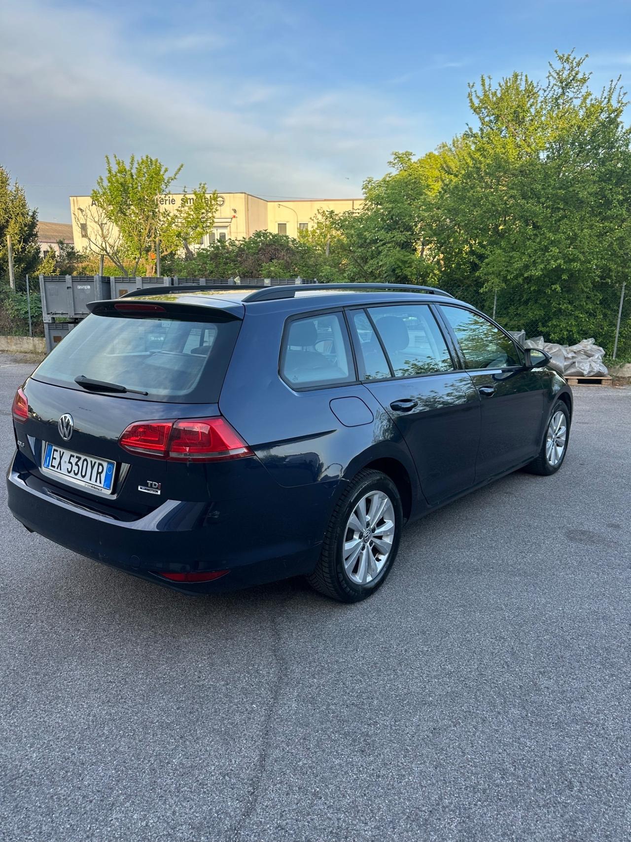 Volkswagen Golf Variant Business 1.6 TDI 105 CV Comfortline BMT
