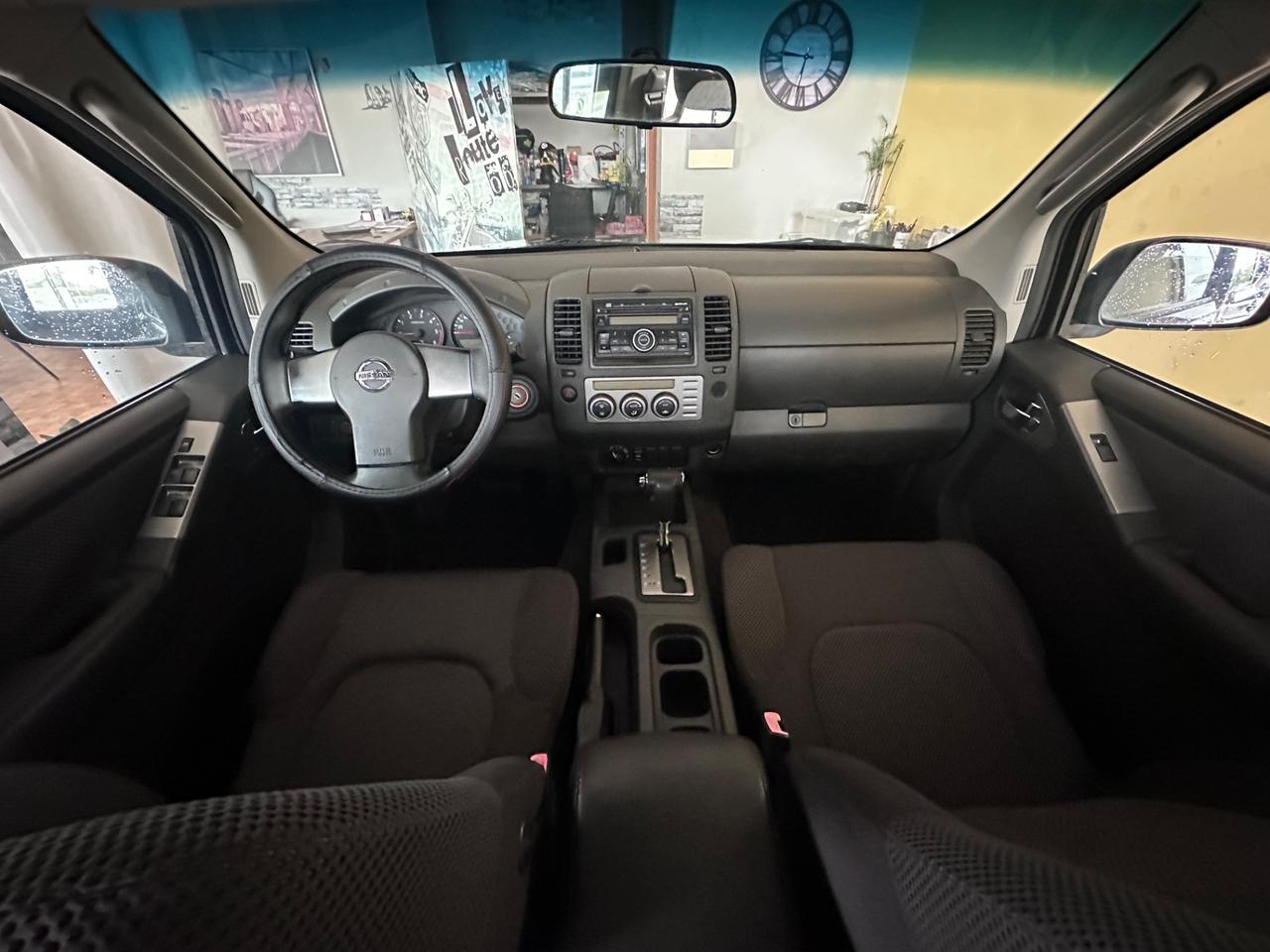 Nissan Navara 2.5 dCi 4 porte Double Cab SE