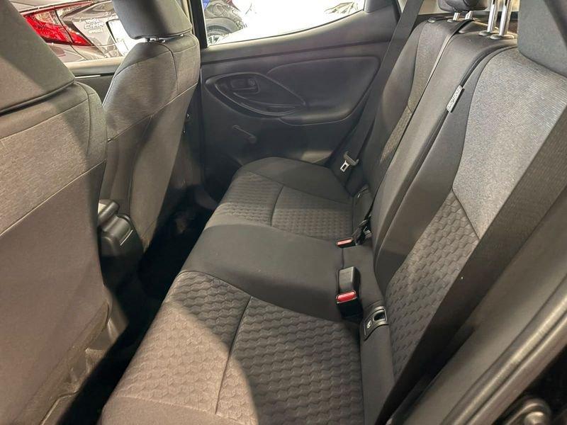 Toyota Yaris Hybrid Active MY21