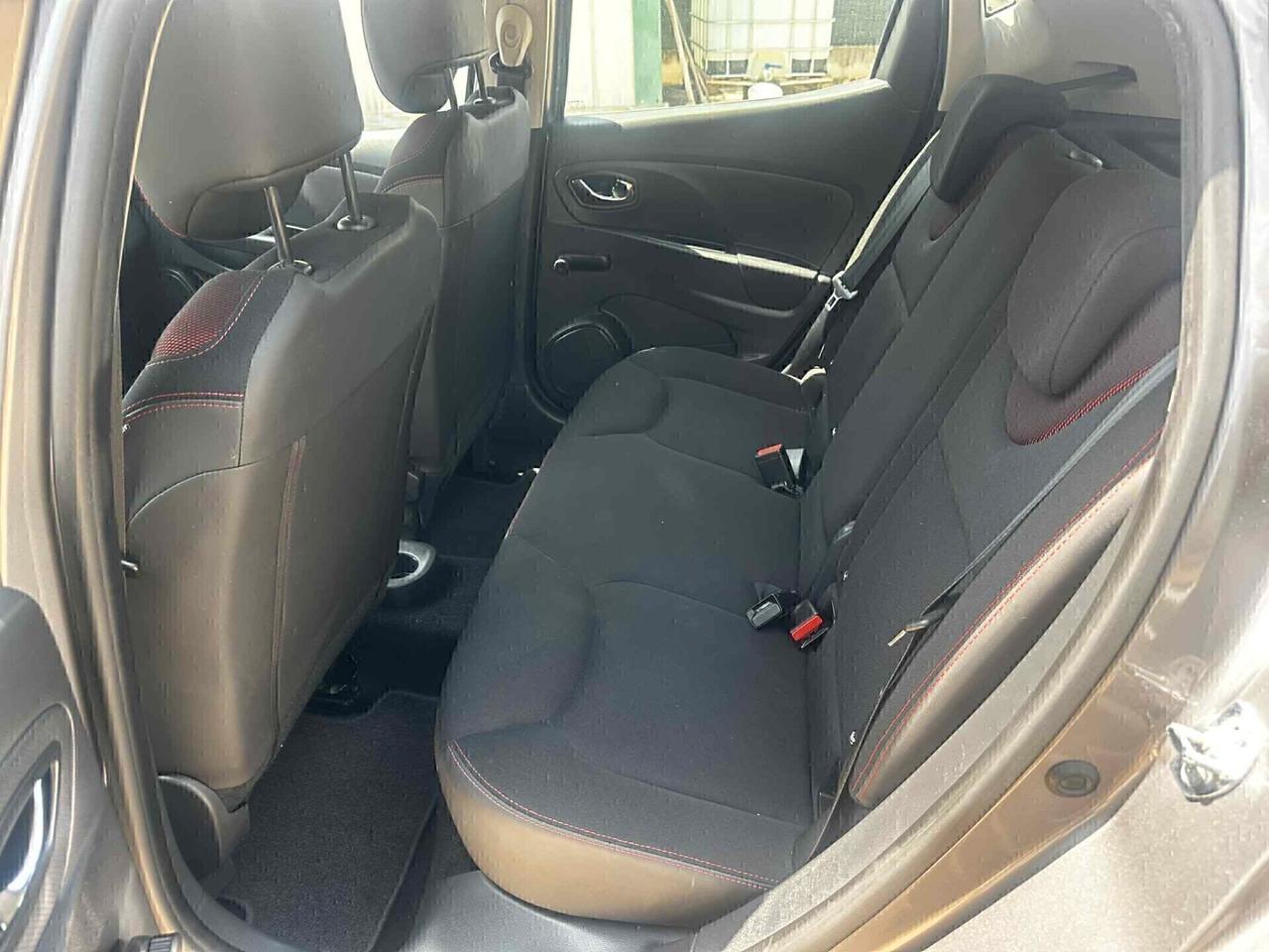 Renault Clio 1.5 dCi diesel 75CV neop ok 2014