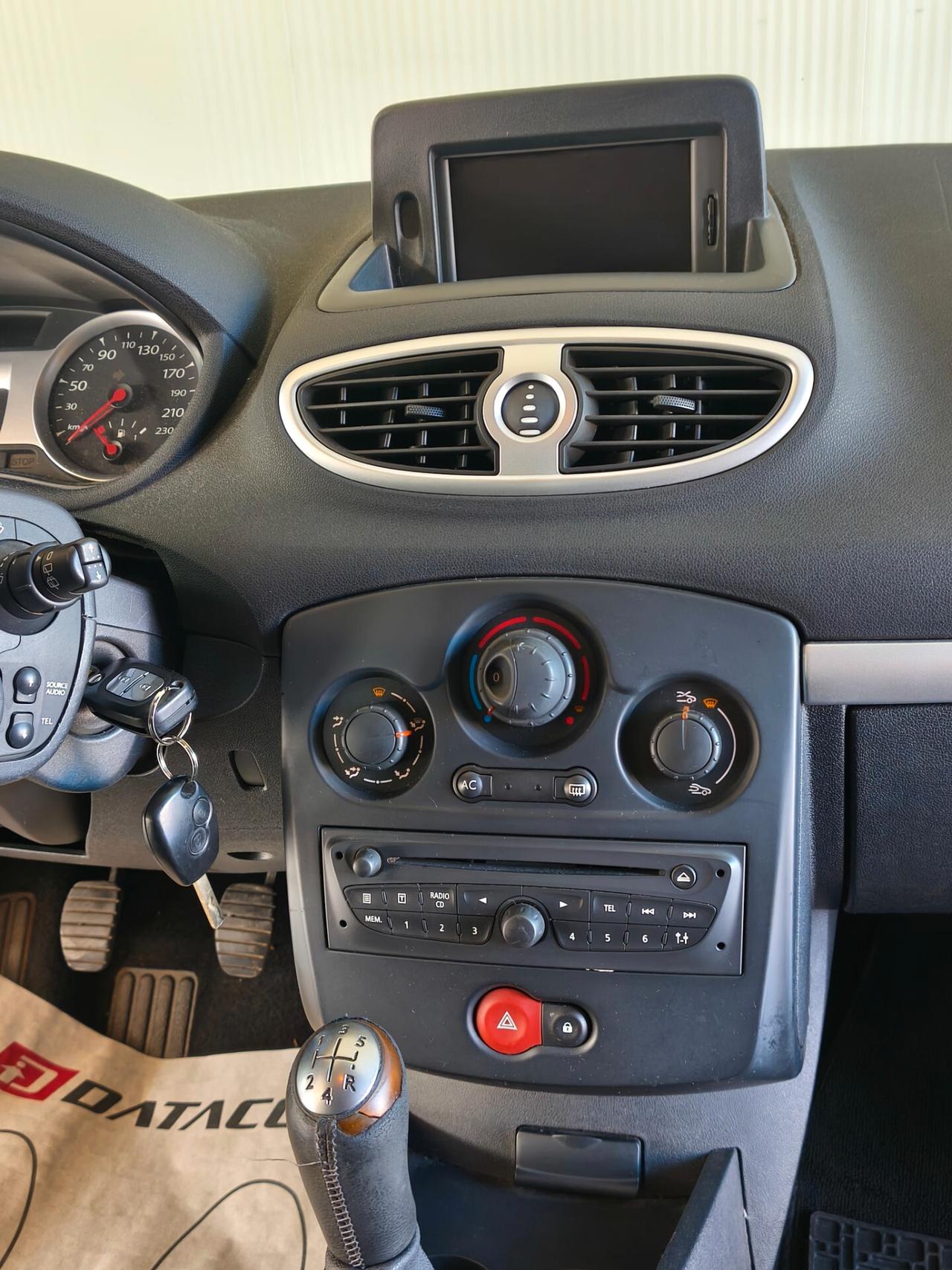 Renault Clio 1.2 16V 5 porte Dynamique