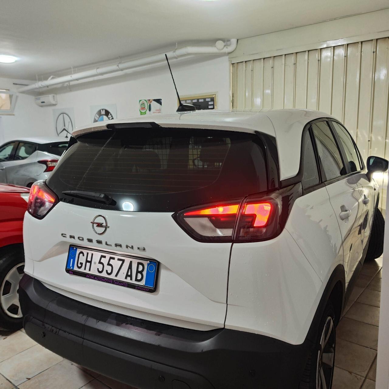 Opel crossland autocarro 5 posti 1.5 diesel (12 mesi di garanzia)