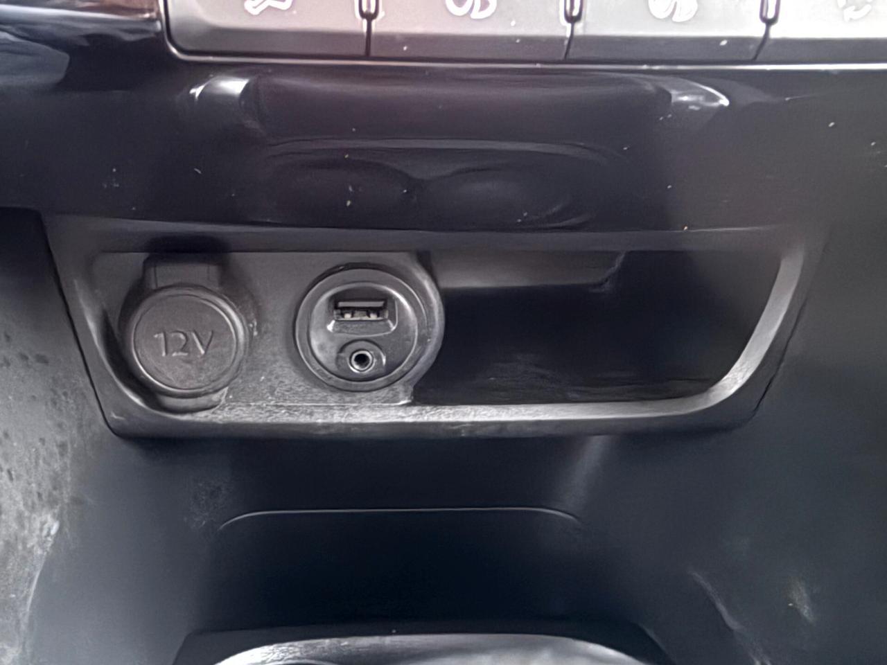 Peugeot 208 1.2 Benzina 82 CV Allure