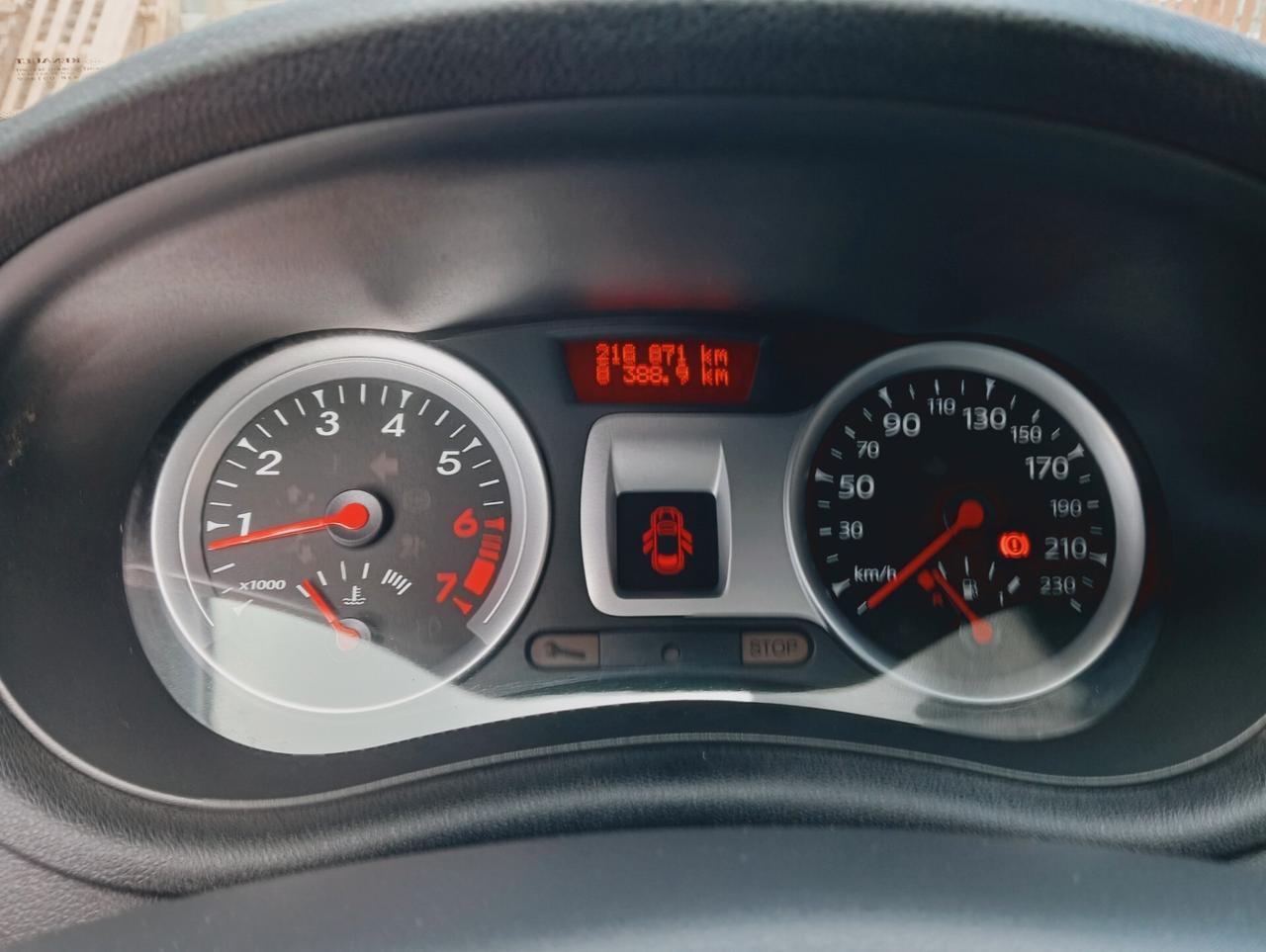 Renault Clio 1.2 16V 5 porte GPL Dynamique