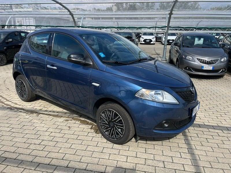 Lancia Ypsilon Ypsilon 1.0 FireFly 5 porte S&S Hybrid Silver Plus