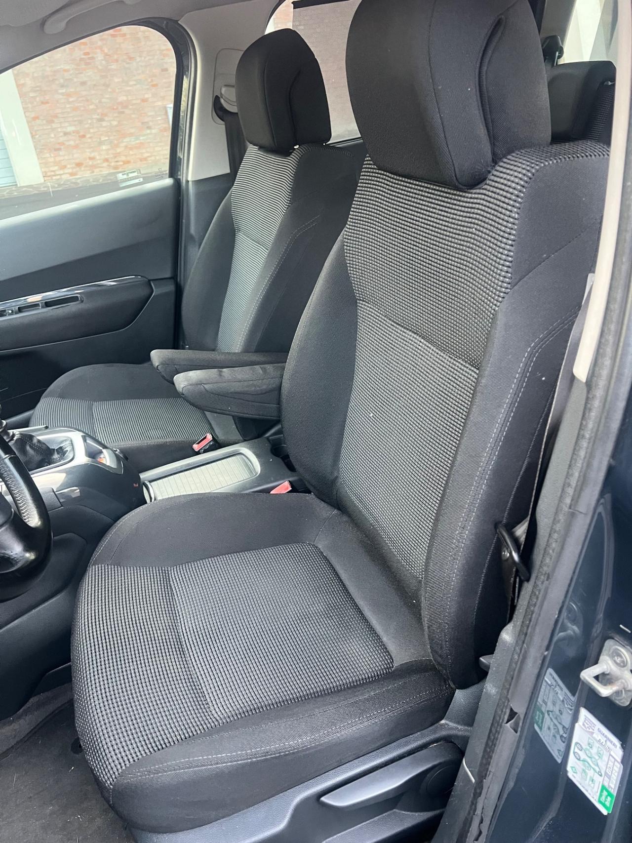 Peugeot 5008 1.6 HDi 112CV Business