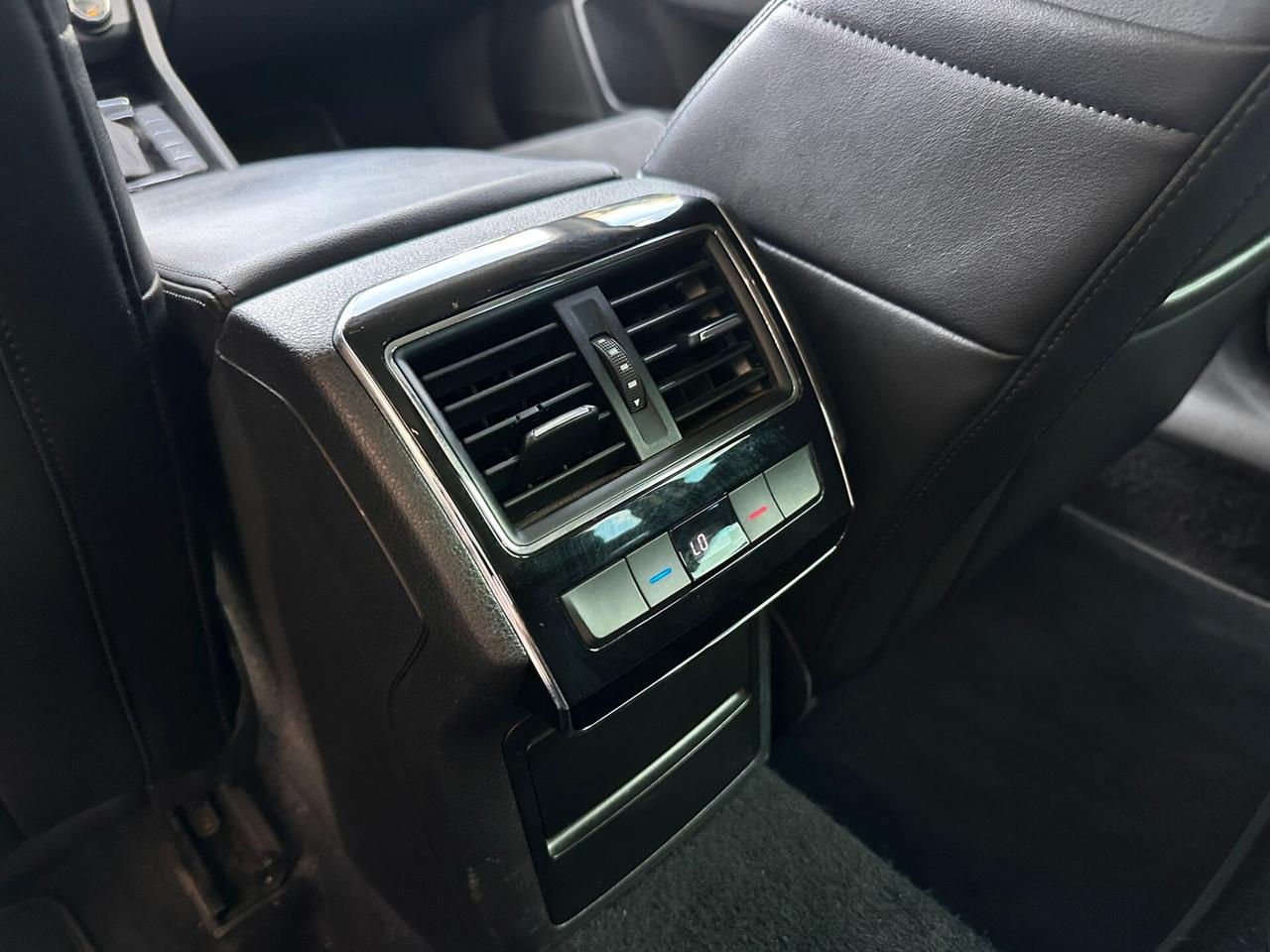 Skoda Superb 2.0 TDI DSG Ambition